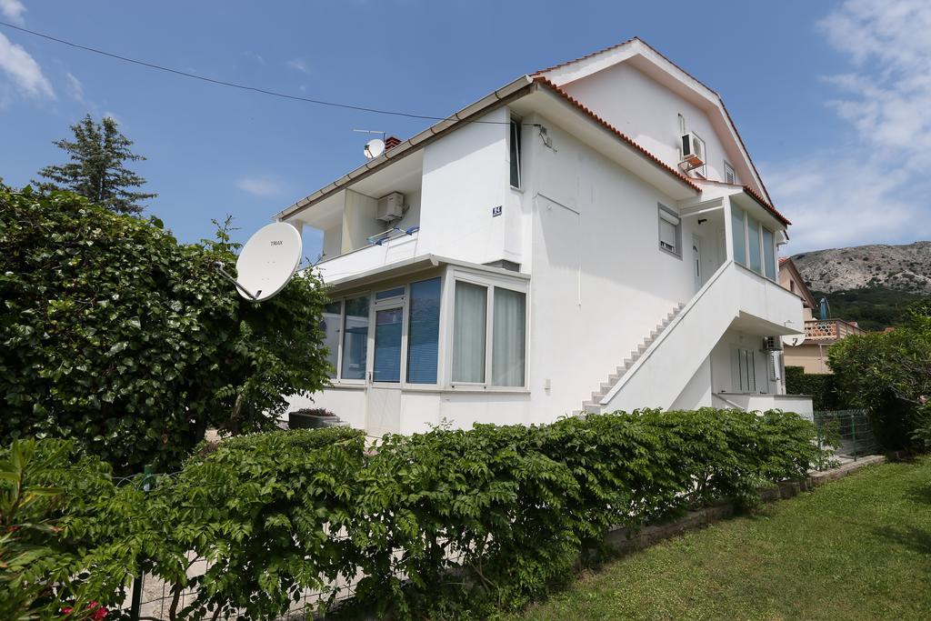 Apartments Ljubica Башка Екстер'єр фото
