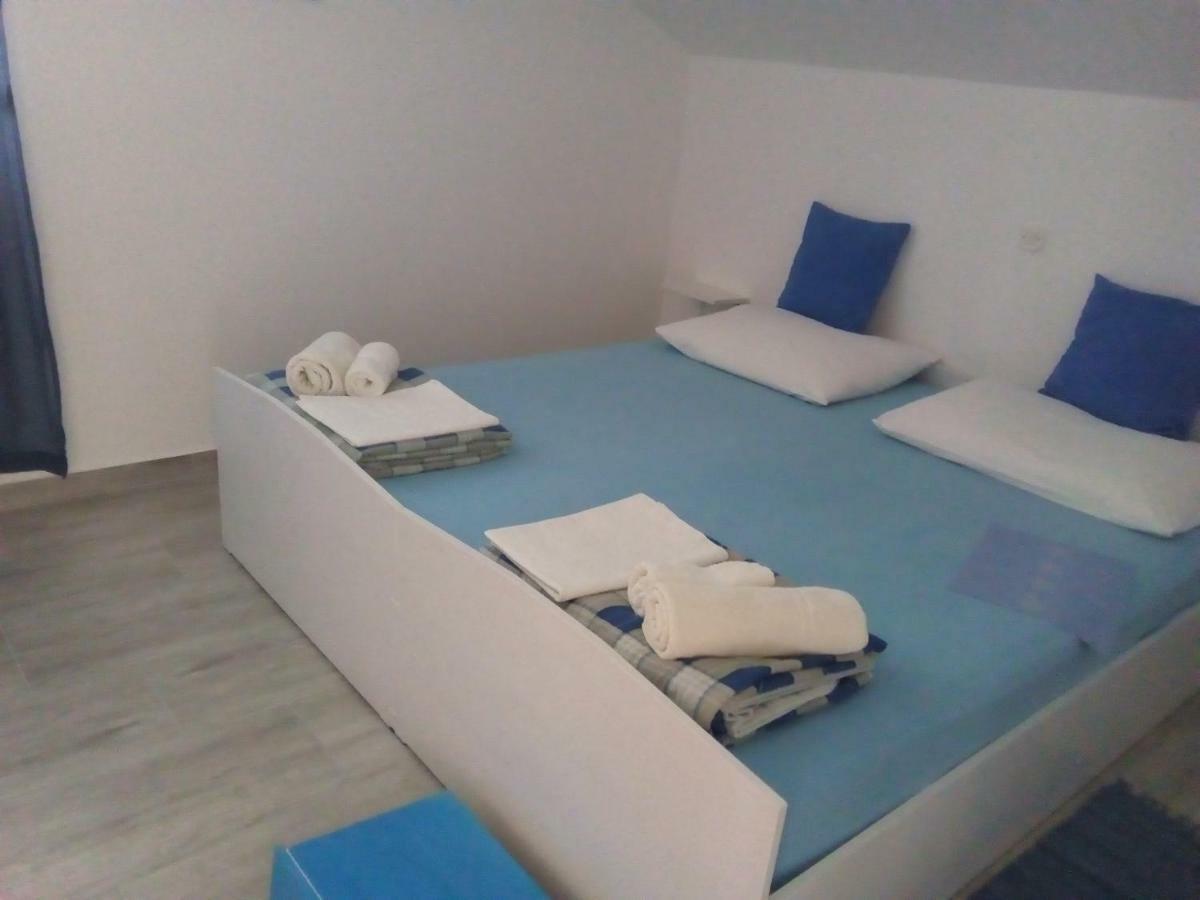 Apartments Ljubica Башка Екстер'єр фото